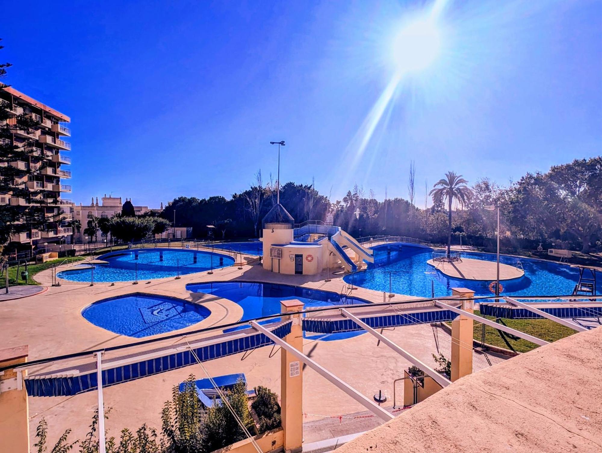 Estudio 19 Minerva Apartamentos-Piscina365-Playa-Wifi Benalmádena Szoba fotó